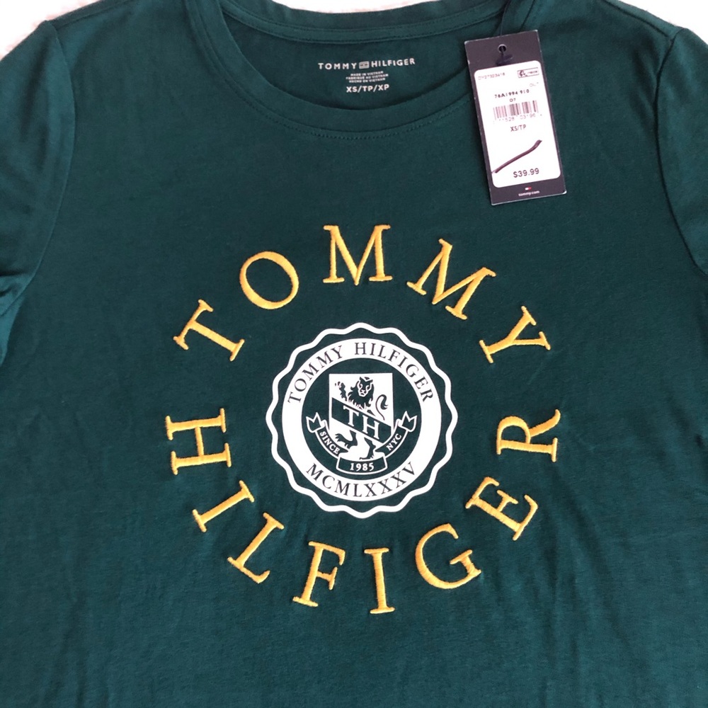 Hilfiger women’s tee shirt - Picture 3 of 4